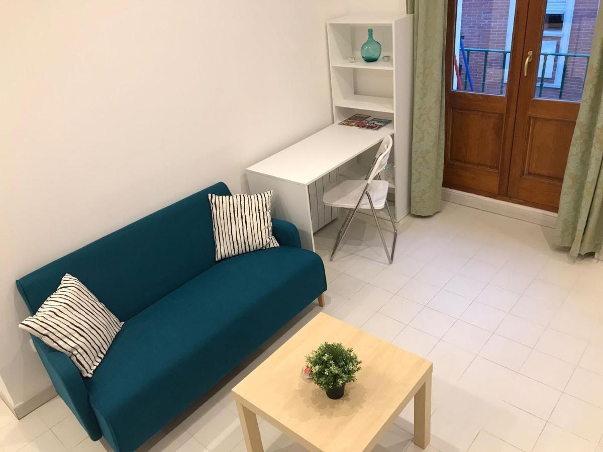 Un Genial Estudio En El Barrio Las Cortes Madri Exterior foto