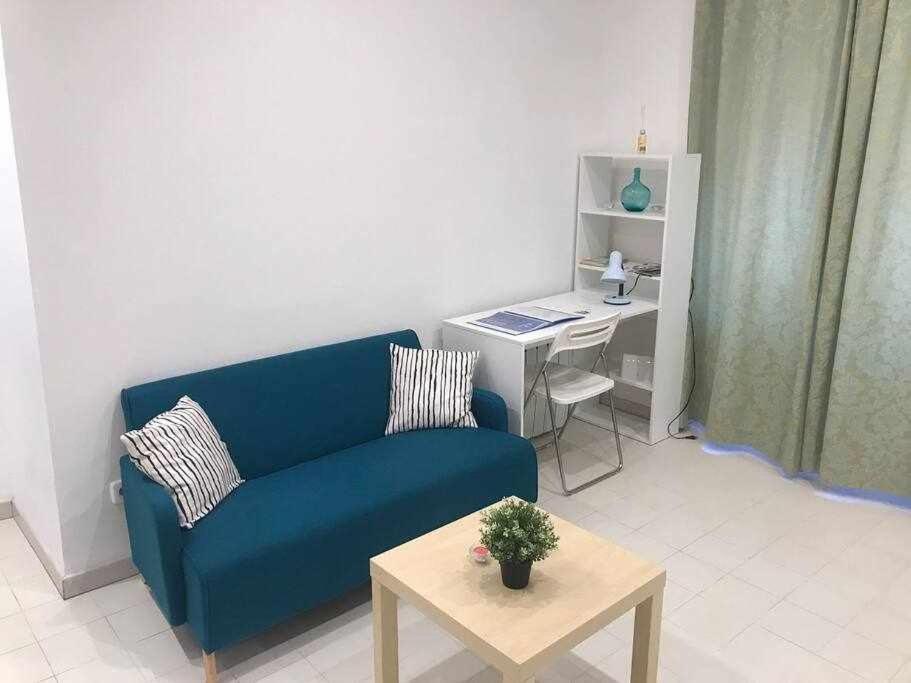 Un Genial Estudio En El Barrio Las Cortes Madri Exterior foto